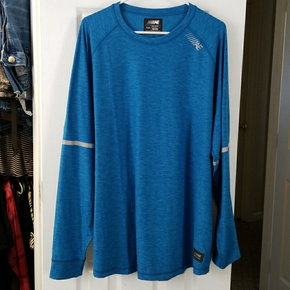 American Eagle shirt